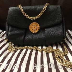 Henri bendel crossbody bag with chain